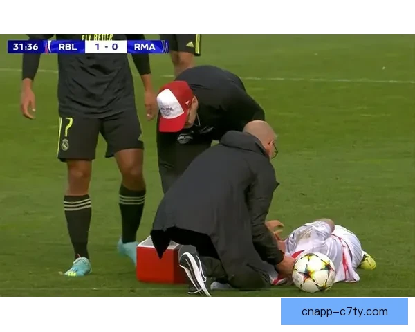 帕斯双响失点巴图里纳传射科莫大胜