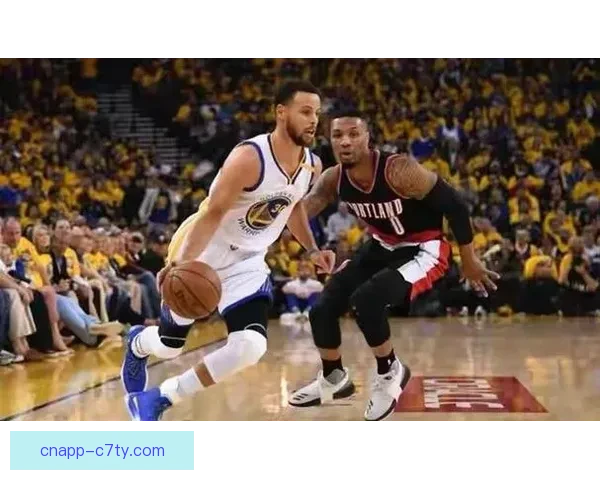 库里确认三分赛利拉德克莱助阵 库里确认三分赛利拉德克莱助阵